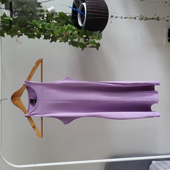 Mini dresses - Picture 2 of 5